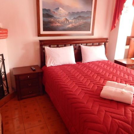 Hostal Imperial Quito Luaran gambar