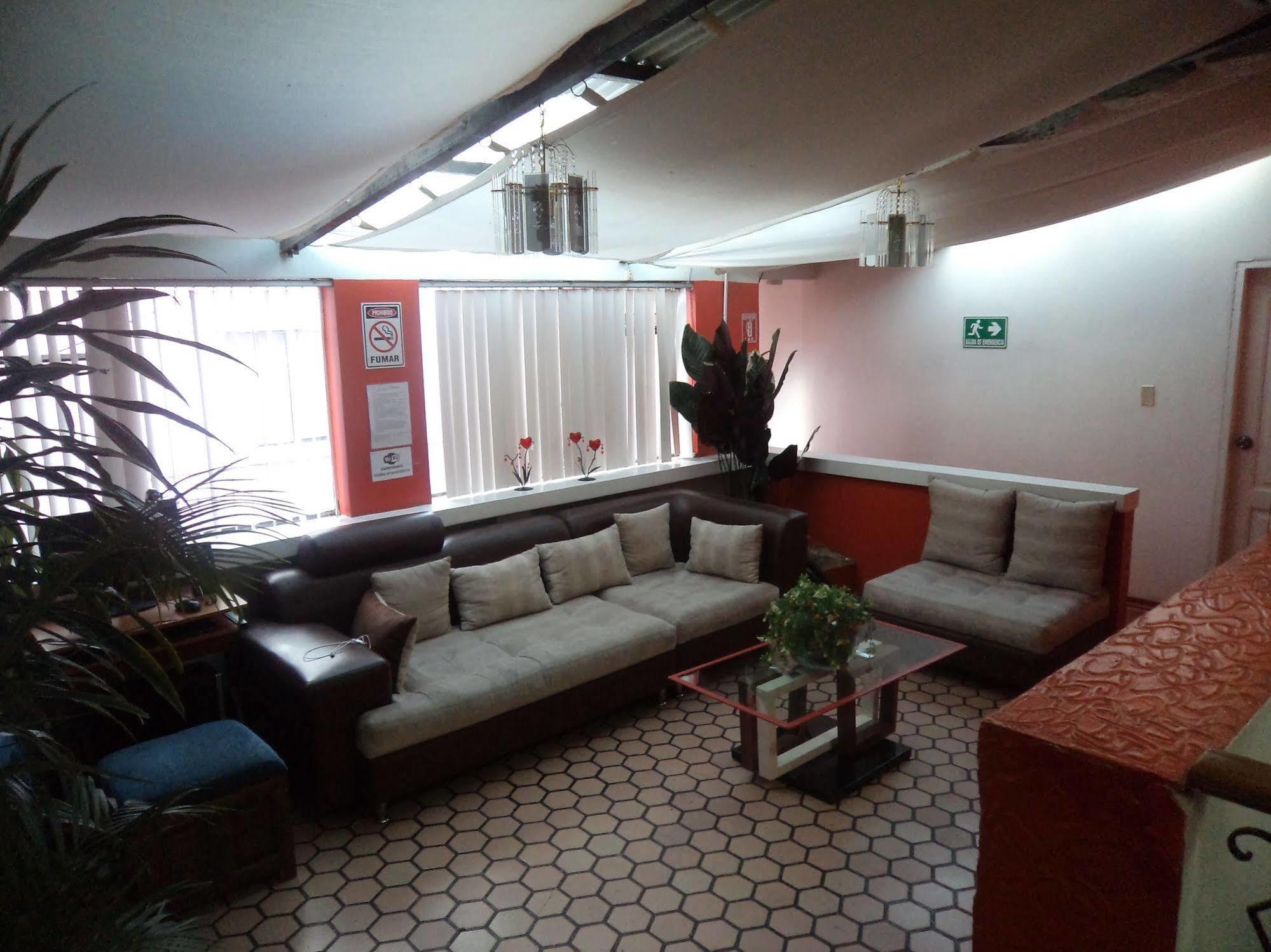 Hostal Imperial Quito Luaran gambar