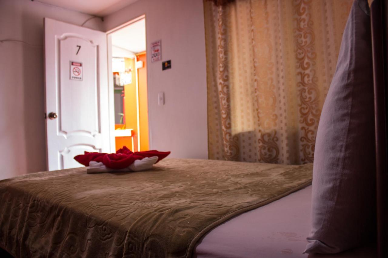 Hostal Imperial Quito Luaran gambar