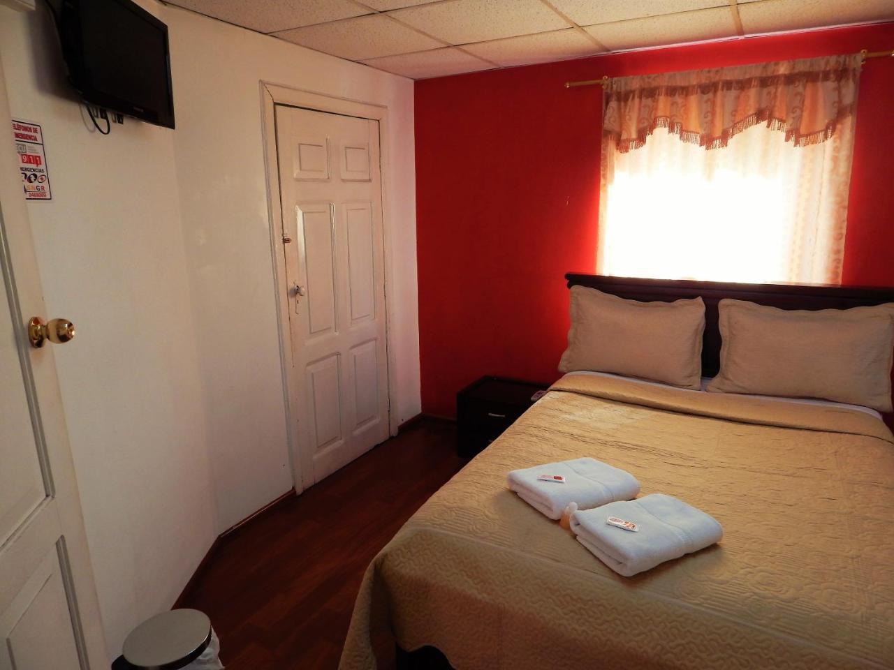 Hostal Imperial Quito Luaran gambar