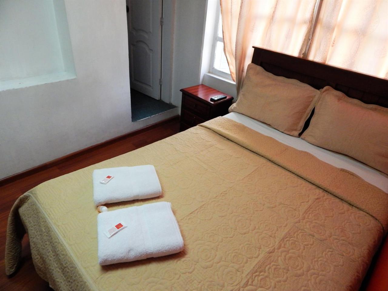 Hostal Imperial Quito Luaran gambar