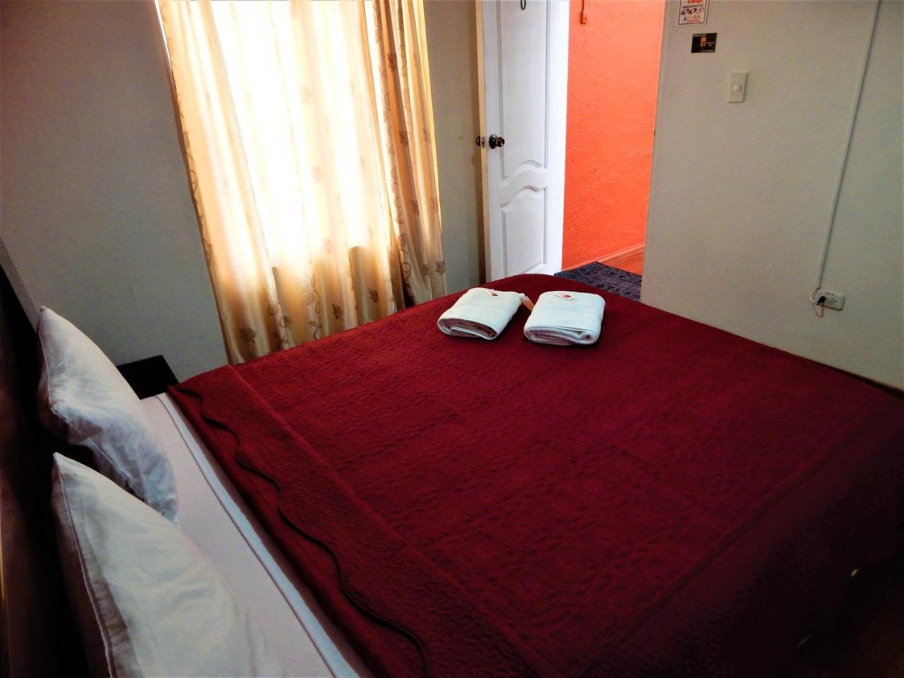 Hostal Imperial Quito Luaran gambar