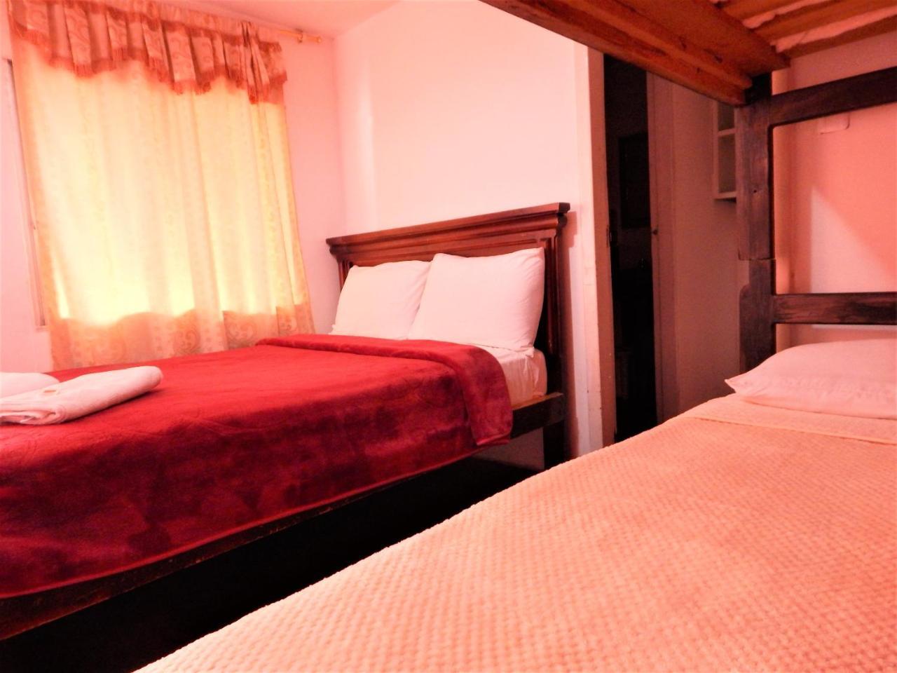 Hostal Imperial Quito Luaran gambar