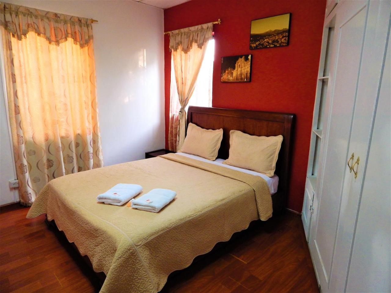 Hostal Imperial Quito Luaran gambar