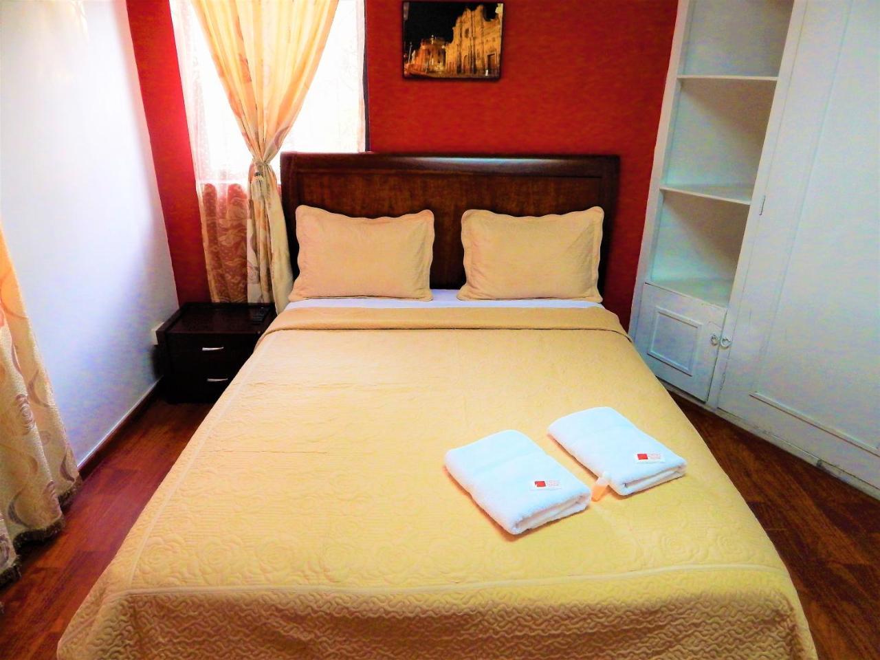 Hostal Imperial Quito Luaran gambar