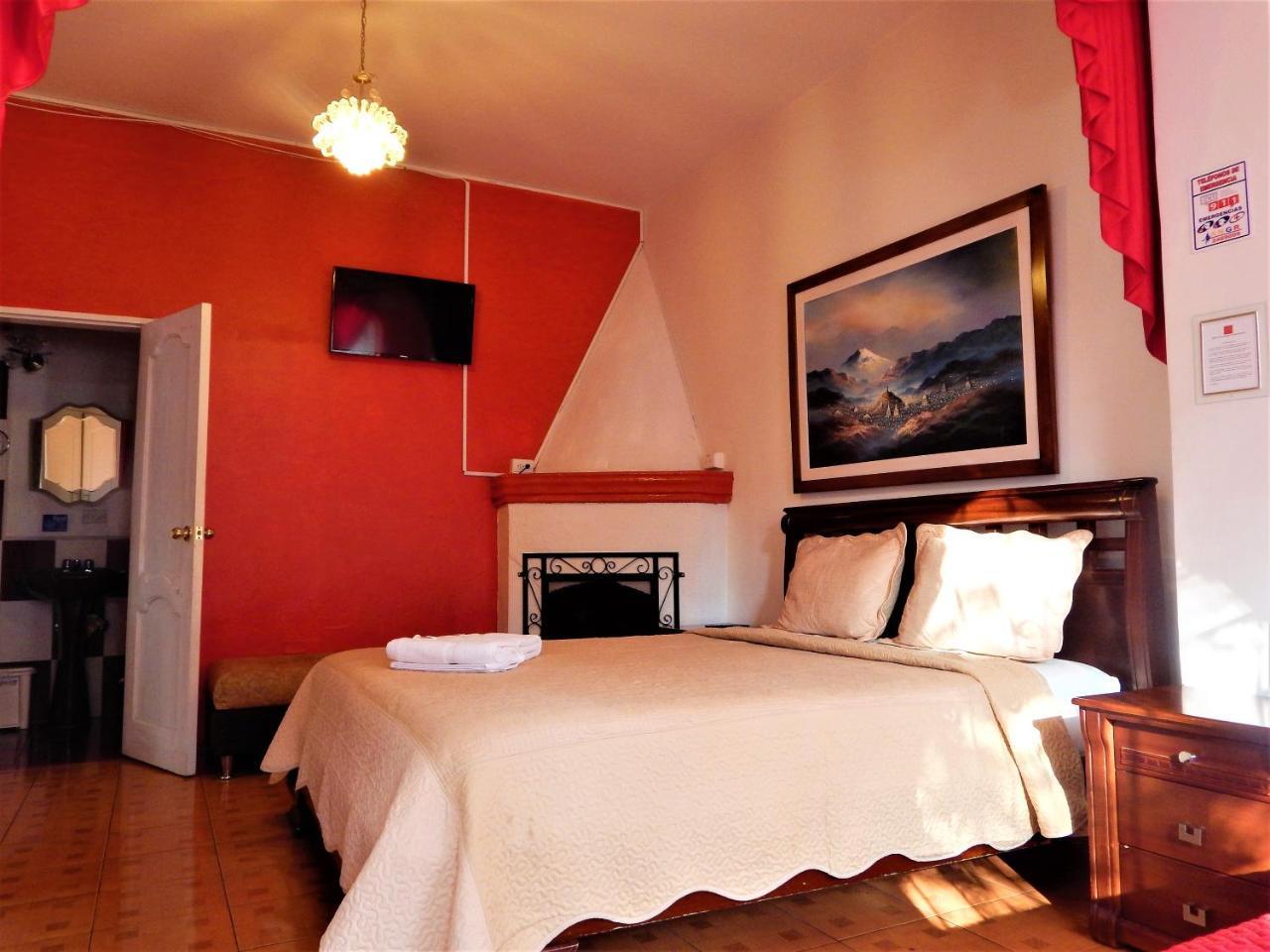 Hostal Imperial Quito Luaran gambar