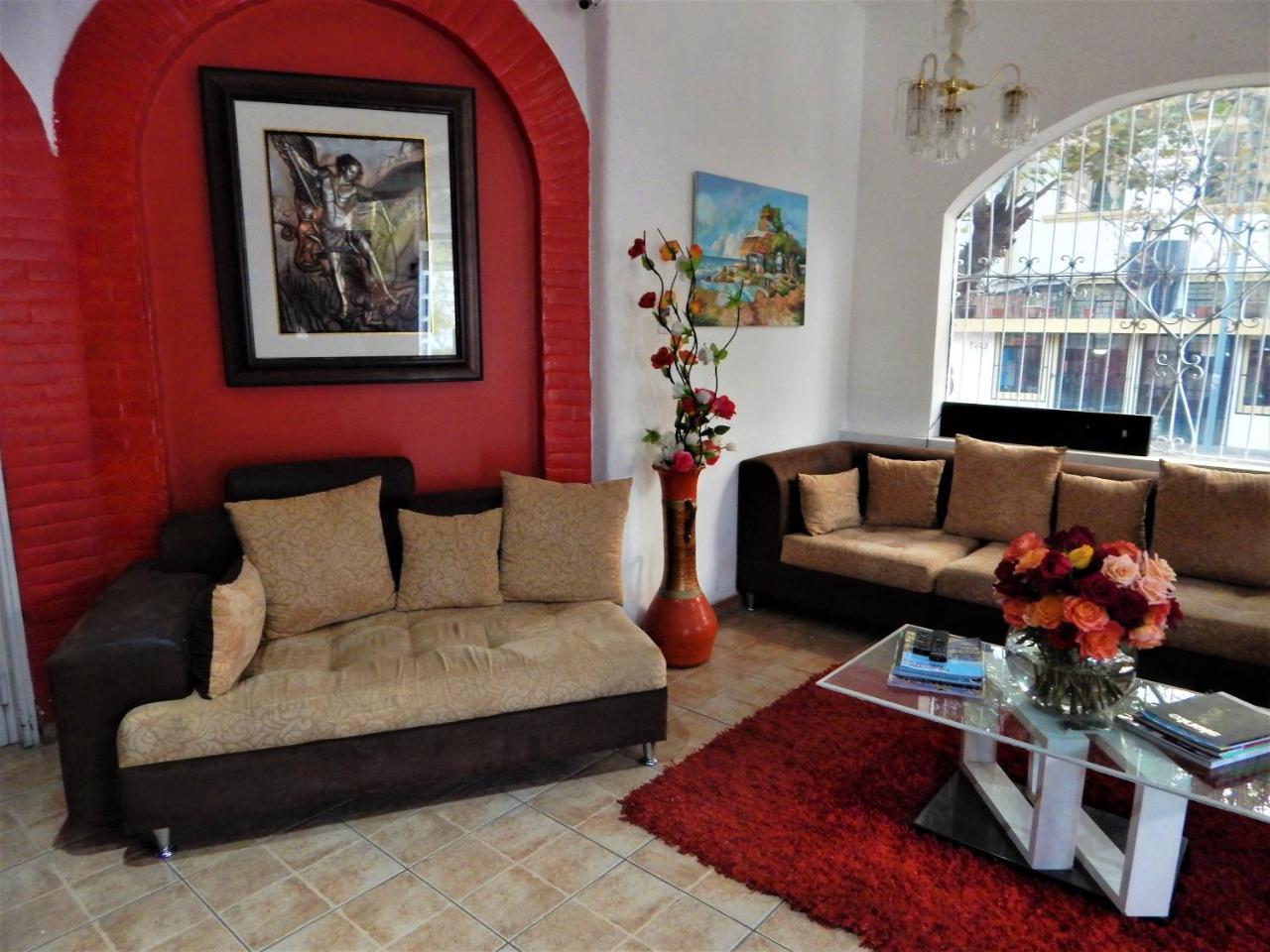 Hostal Imperial Quito Luaran gambar