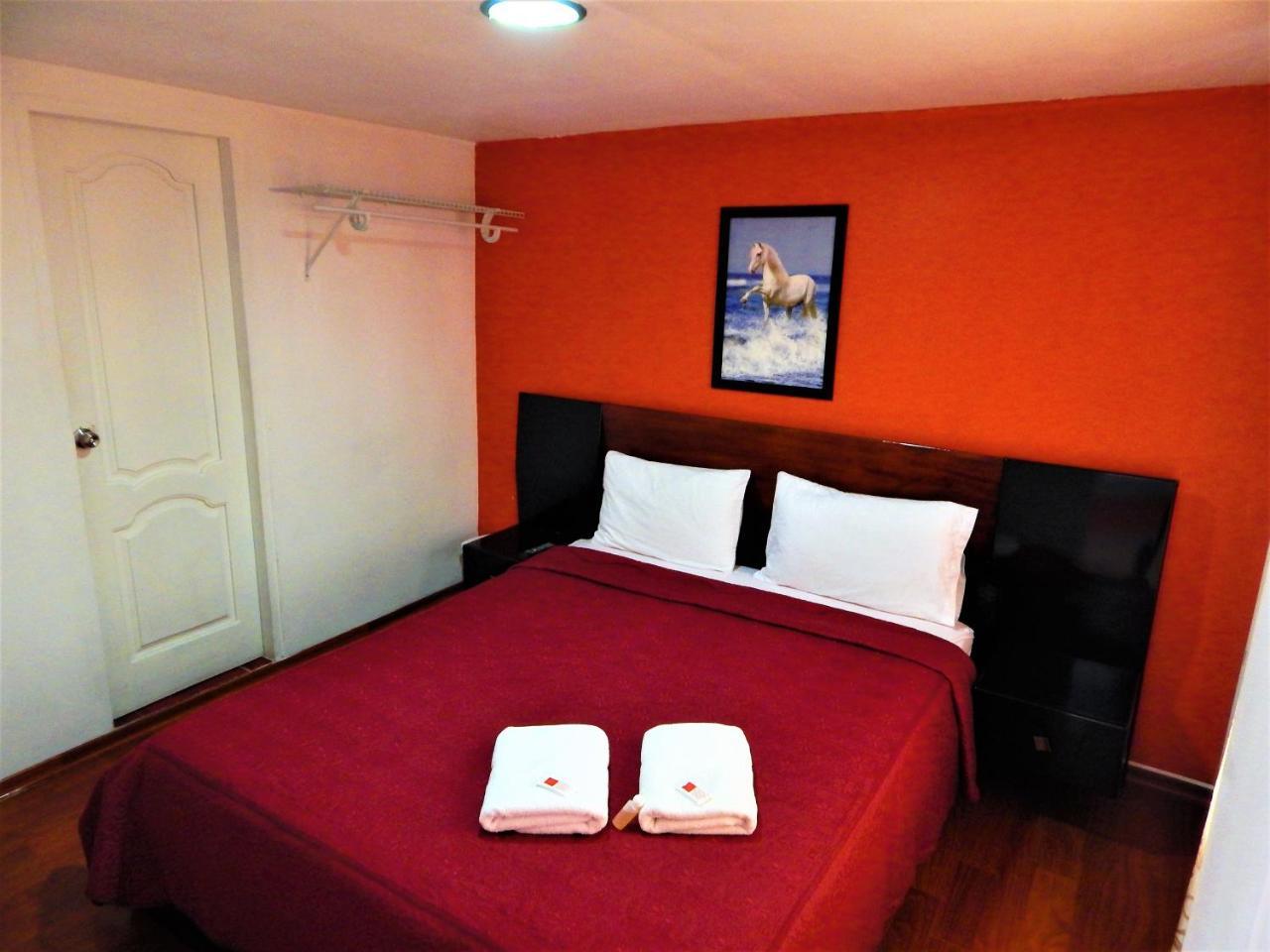Hostal Imperial Quito Luaran gambar