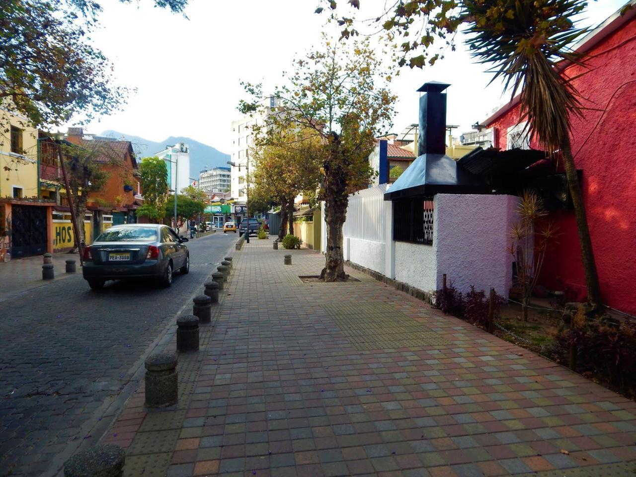 Hostal Imperial Quito Luaran gambar