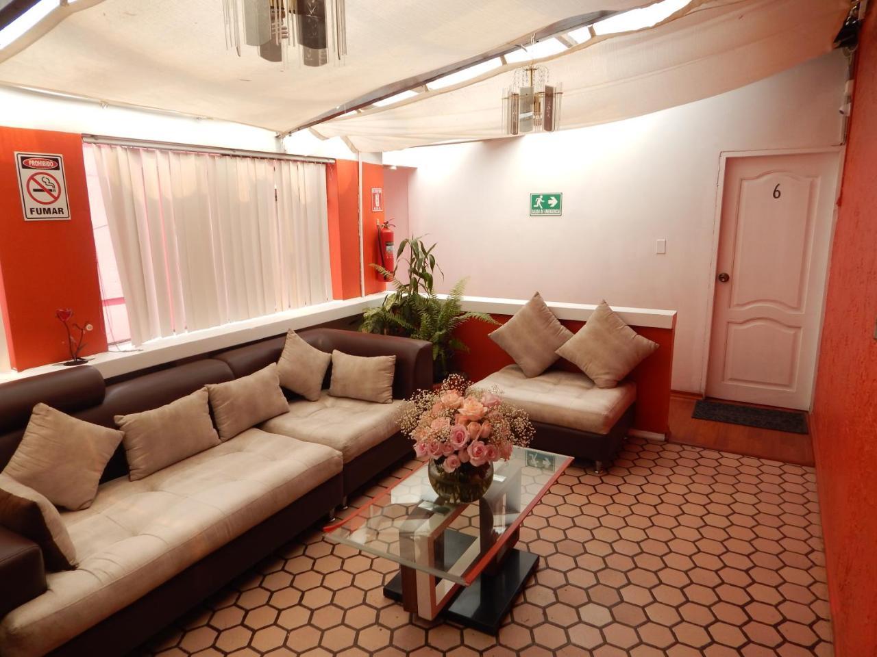 Hostal Imperial Quito Luaran gambar